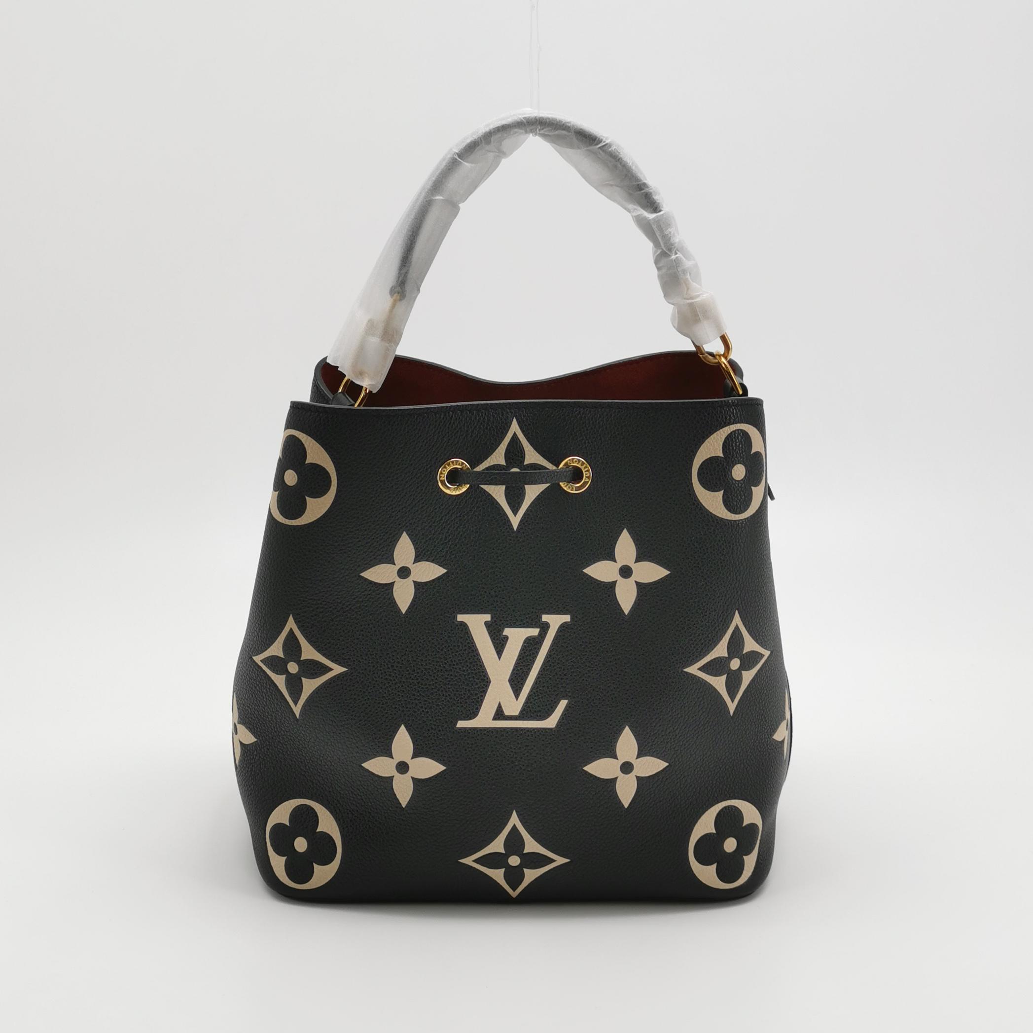 Louis Vuitton NÉONOÉ MM in Black Monogram Empreinte Leather with Matching Giant Monogram Pouch view 2