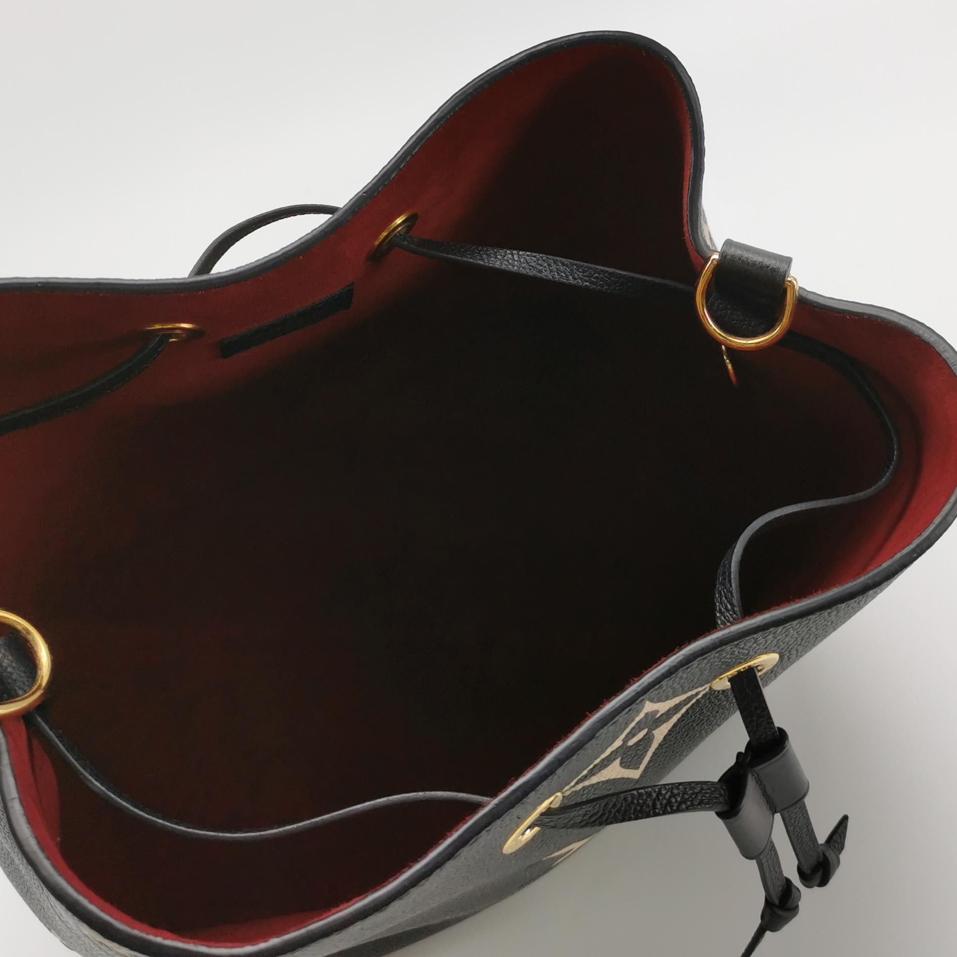 Louis Vuitton NÉONOÉ MM in Black Monogram Empreinte Leather with Matching Giant Monogram Pouch view 5