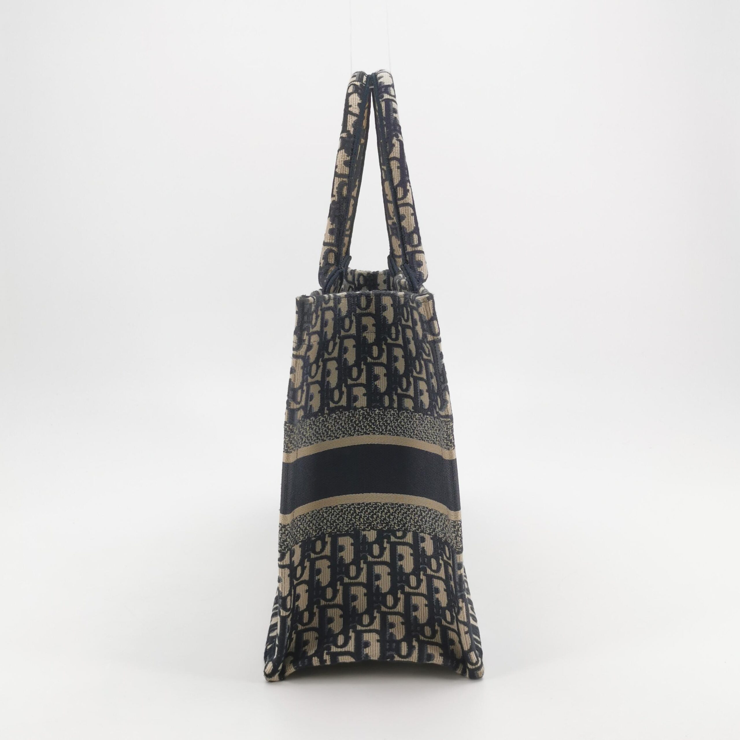 Dior Book Tote Medium in Black Oblique Jacquard view 5