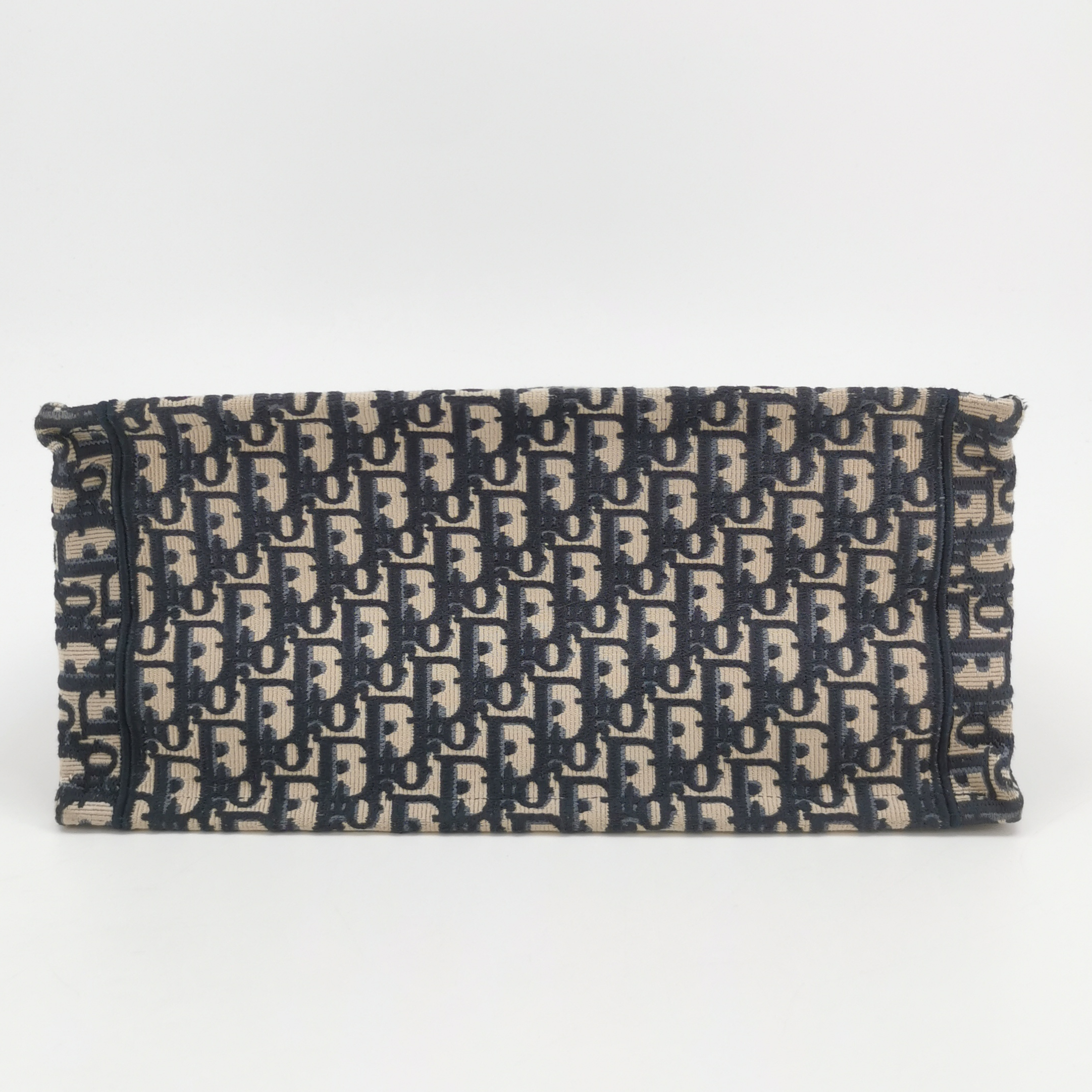 Dior Book Tote Medium in Black Oblique Jacquard view 6